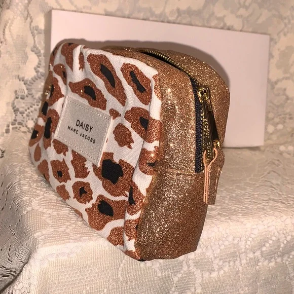 Daisy by Marc Jacobs - Picture 7 of 7